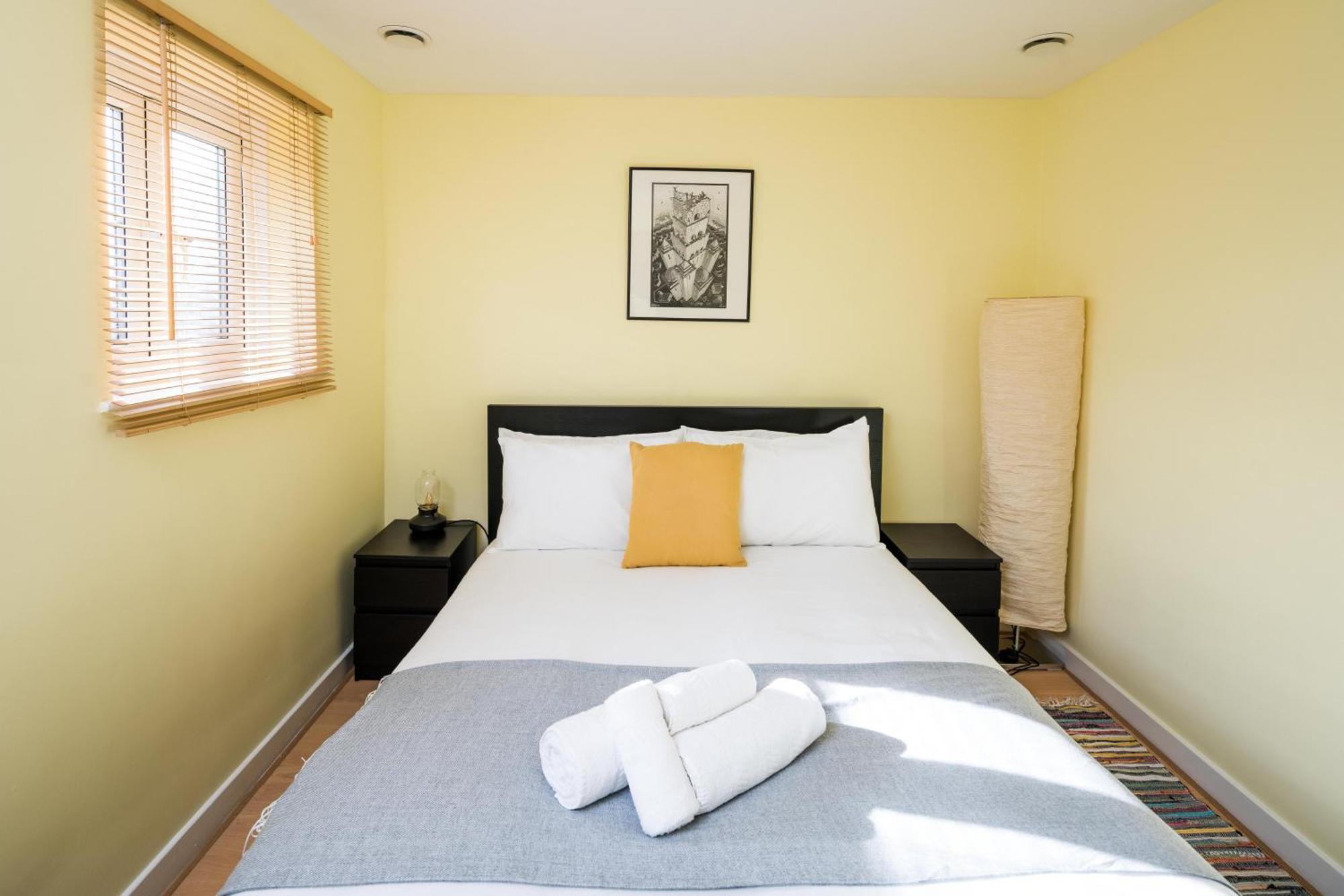 Fantastic In Canary Wharf - 2 Bedrooms Сasa de vacaciones Londres
