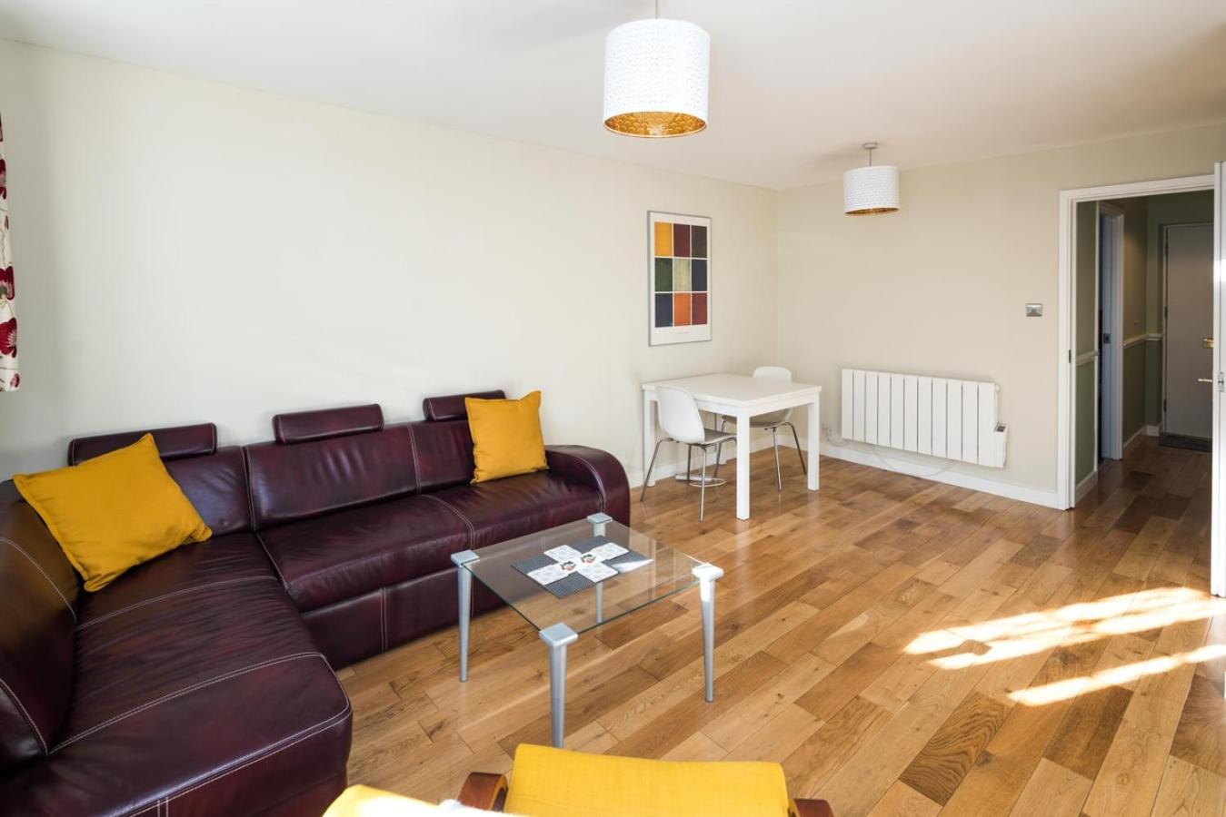 Fantastic In Canary Wharf - 2 Bedrooms