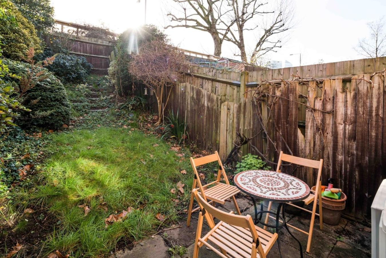 Fantastic In Canary Wharf - 2 Bedrooms Vakantiehuis